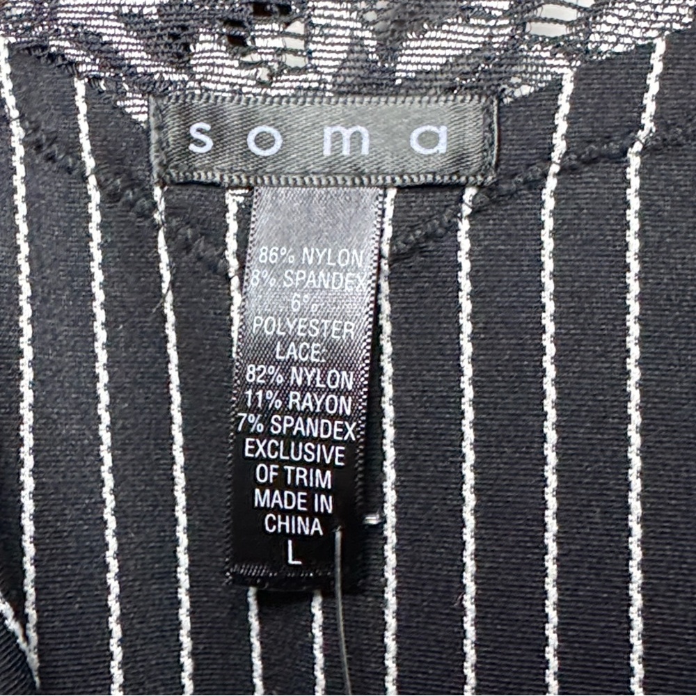 NWT Soma Women’s Travelers Ticking Black Pin Stripe Lace 3/4 Sleeve Top — LARGE - Picture 2 of 6